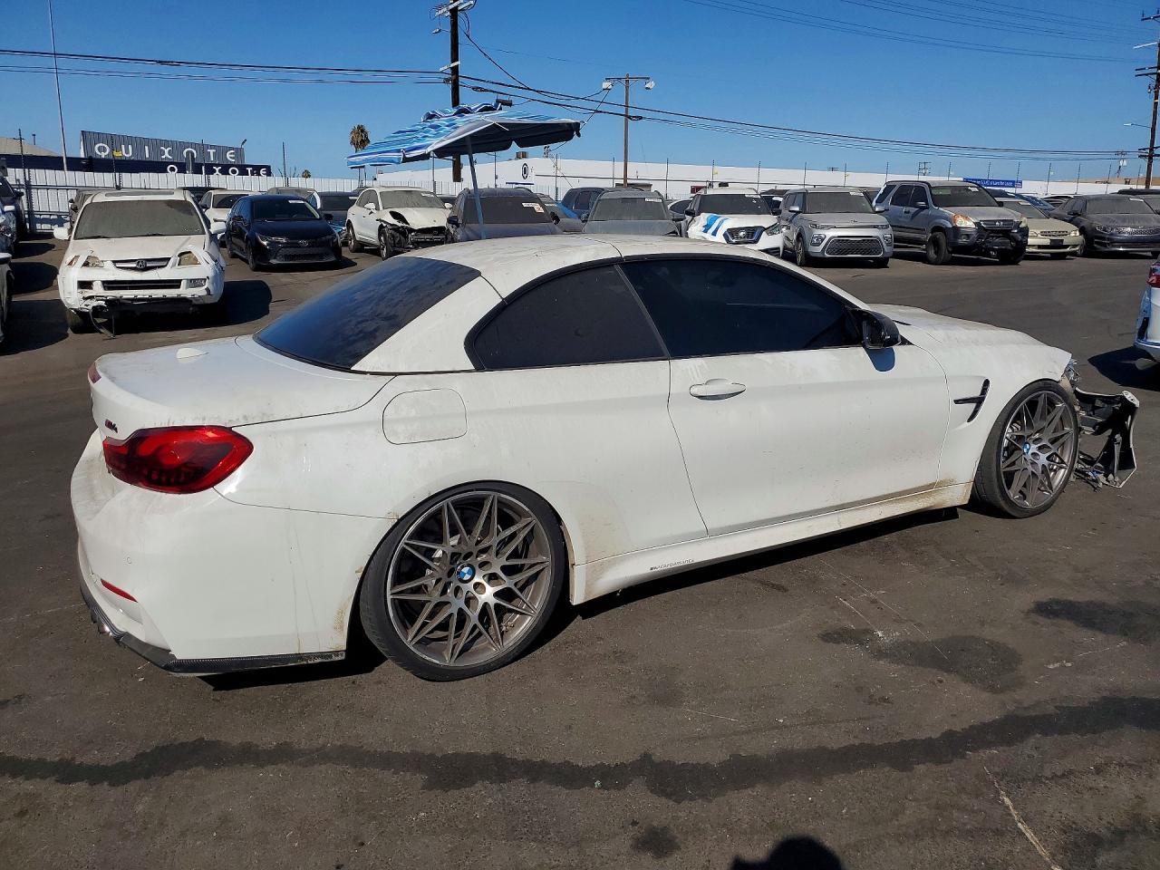 2017 BMW M4 - Фото 3