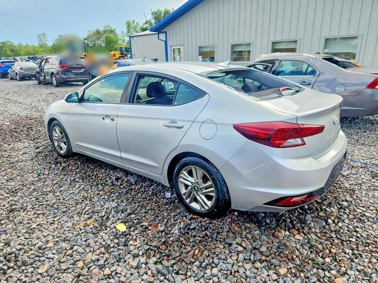 2020 Hyundai Elantra Sel - Фото 2