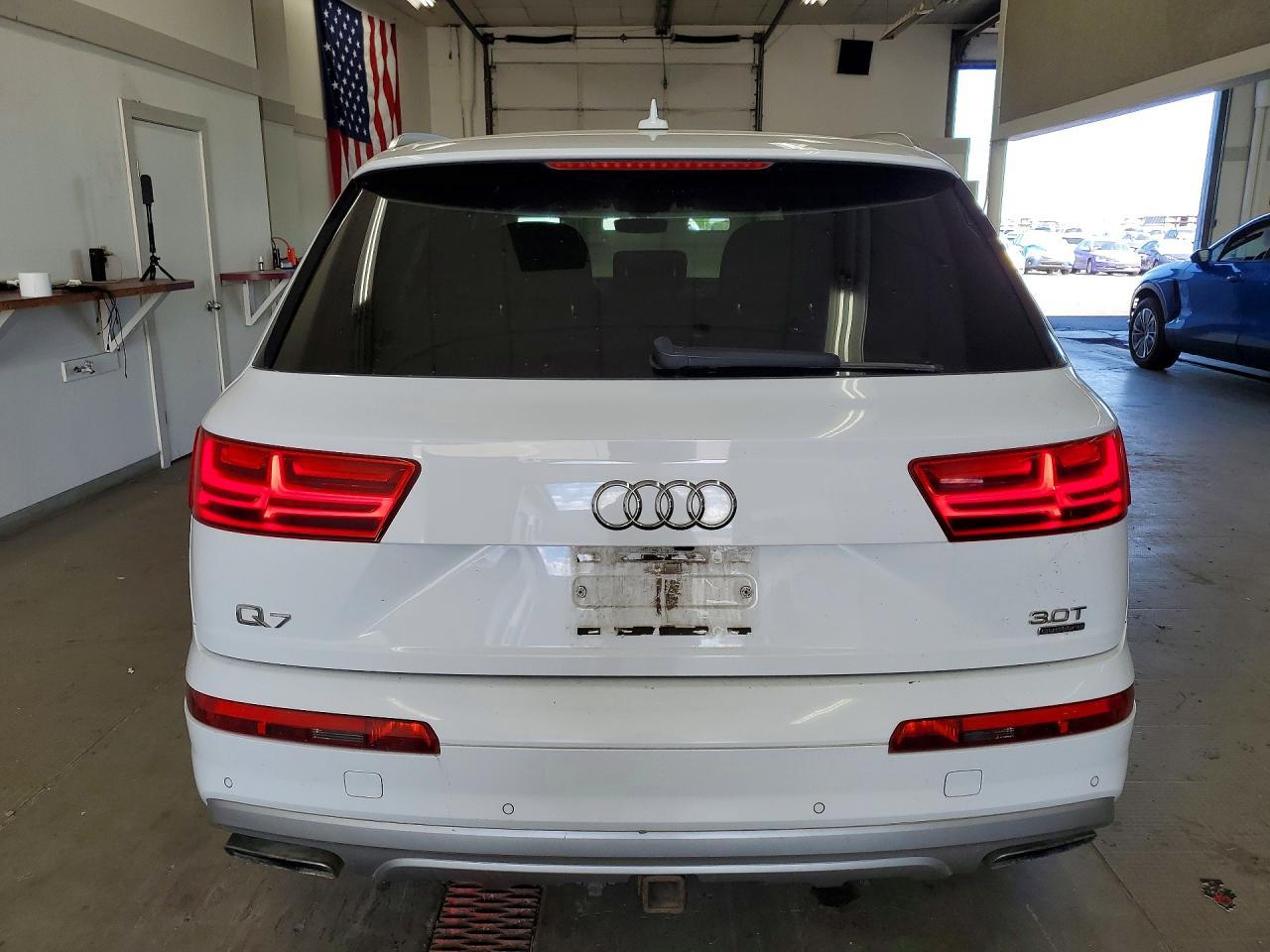 2017 Audi Q7 Premium Plus - Фото 6