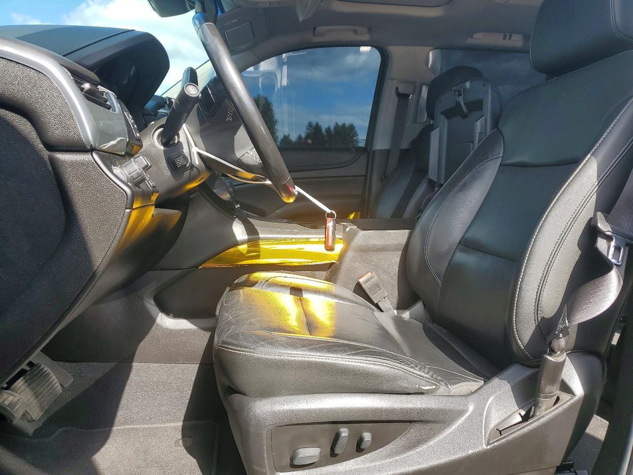 2019 Chevrolet Suburban C1500 Lt - Image 7