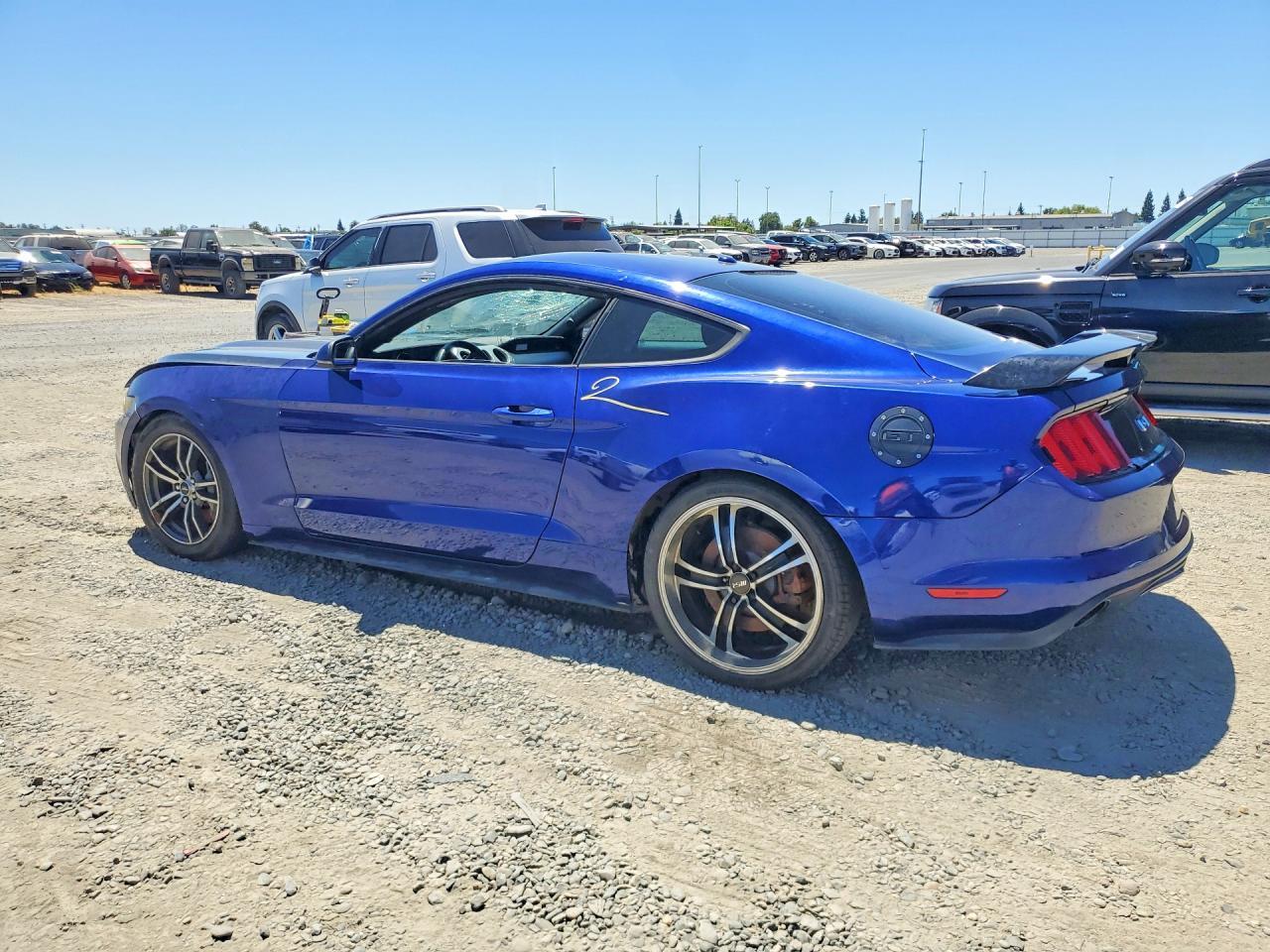 2016 Ford Mustang Gt - Фото 2