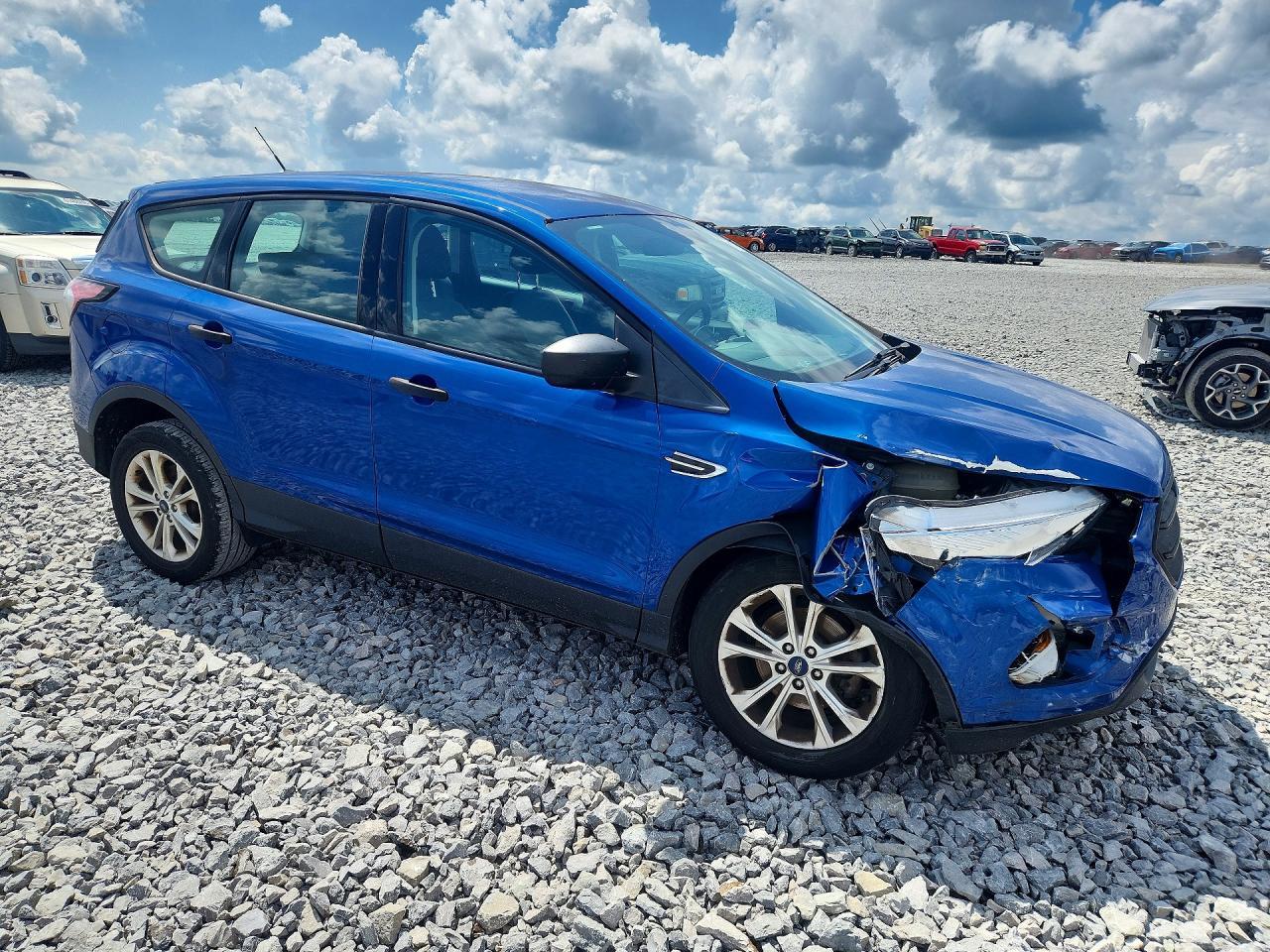 2017 Ford Escape S - Image 4