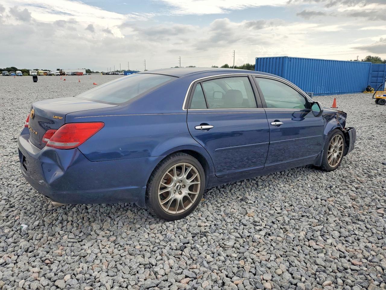 2008 Toyota Avalon Limited - Фото 3