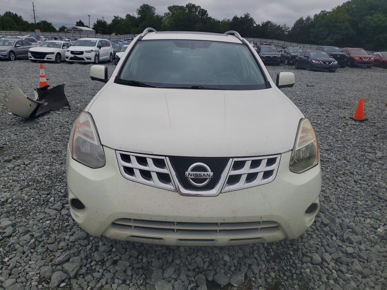2013 Nissan Rogue S - Image 5