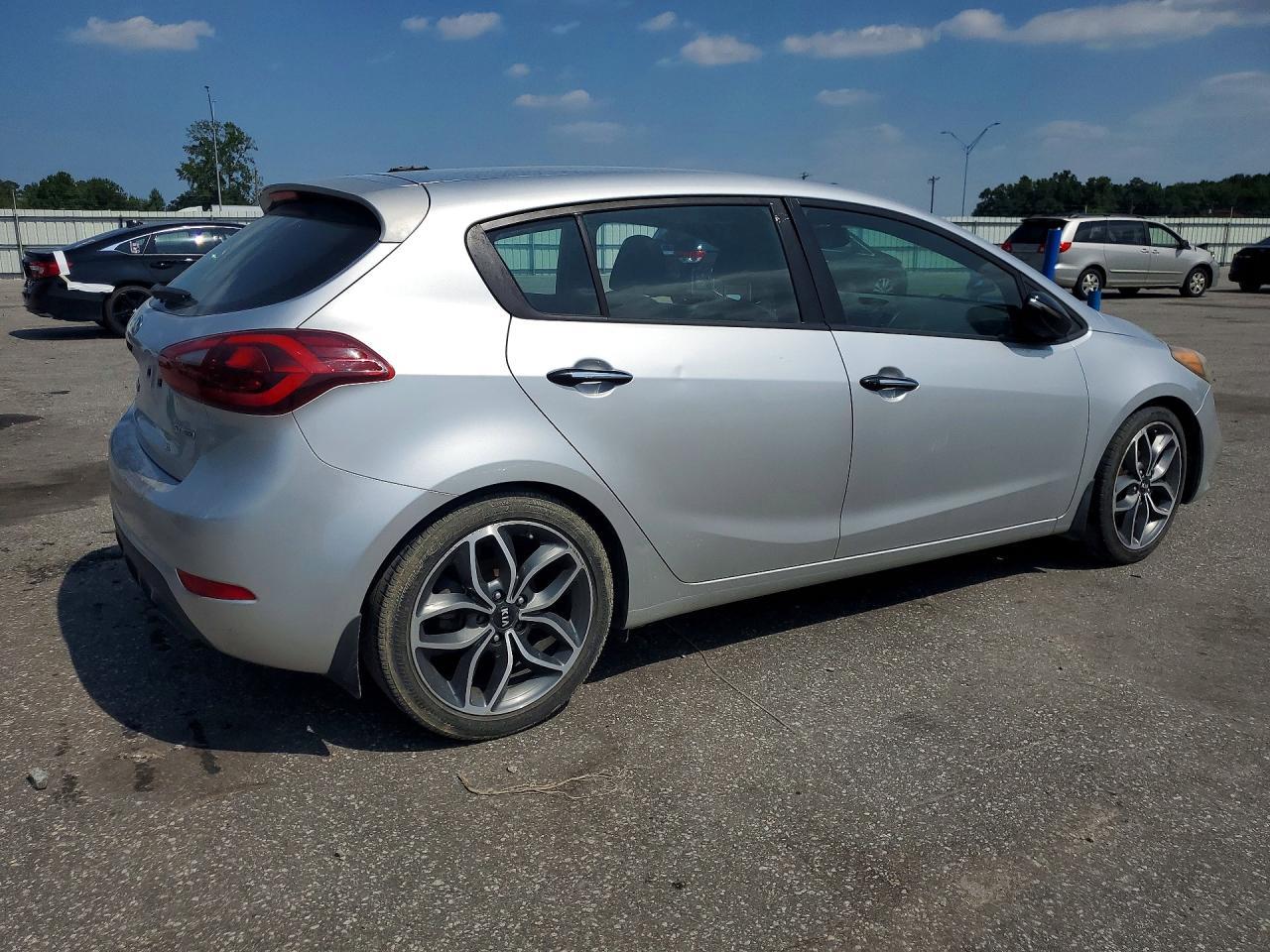 2015 Kia Forte Sx - Фото 3