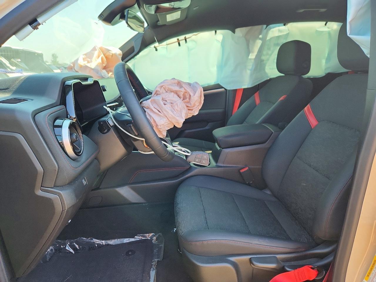 2024 Chevrolet Colorado Z71 - Image 7