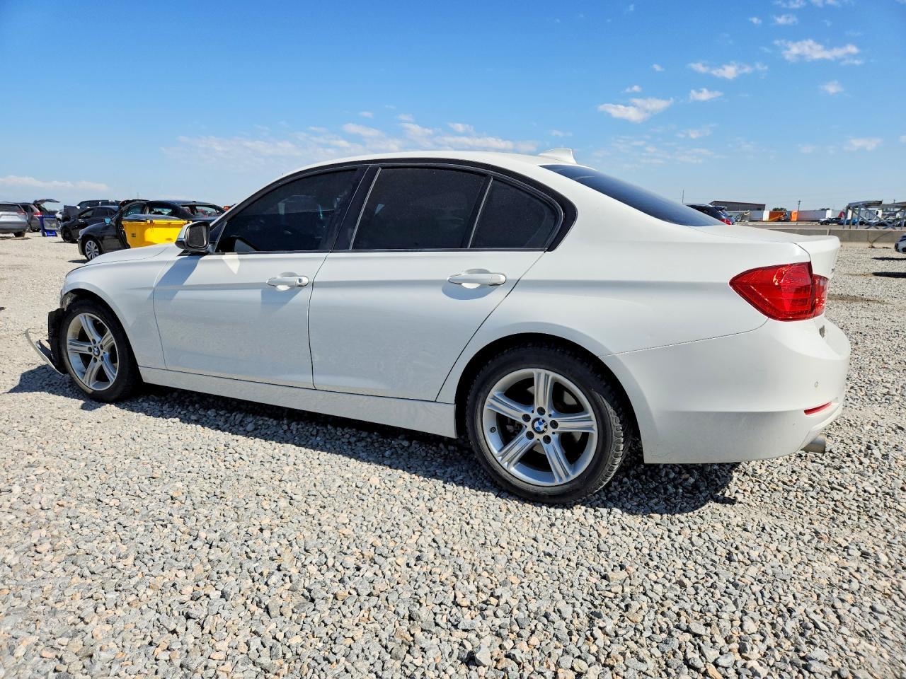 2015 BMW 320 I xDrive - Фото 2