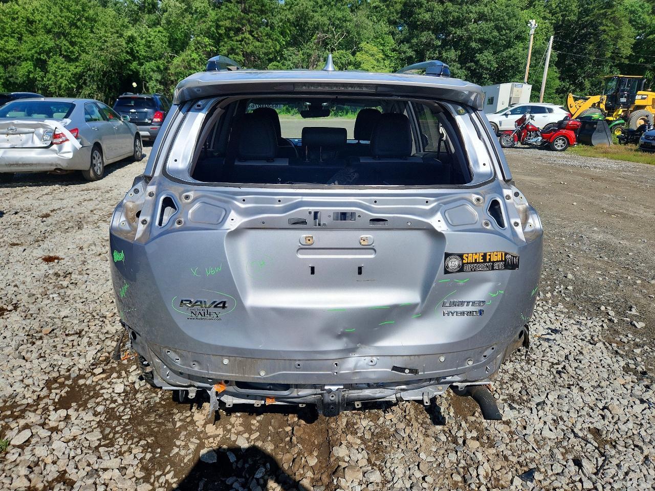 2017 Toyota Rav4 Hv Limited - Фото 6