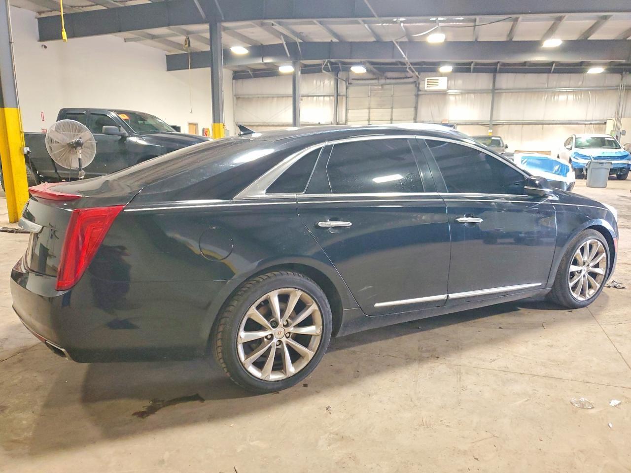 2013 Cadillac Xts Luxury Collection - Image 3