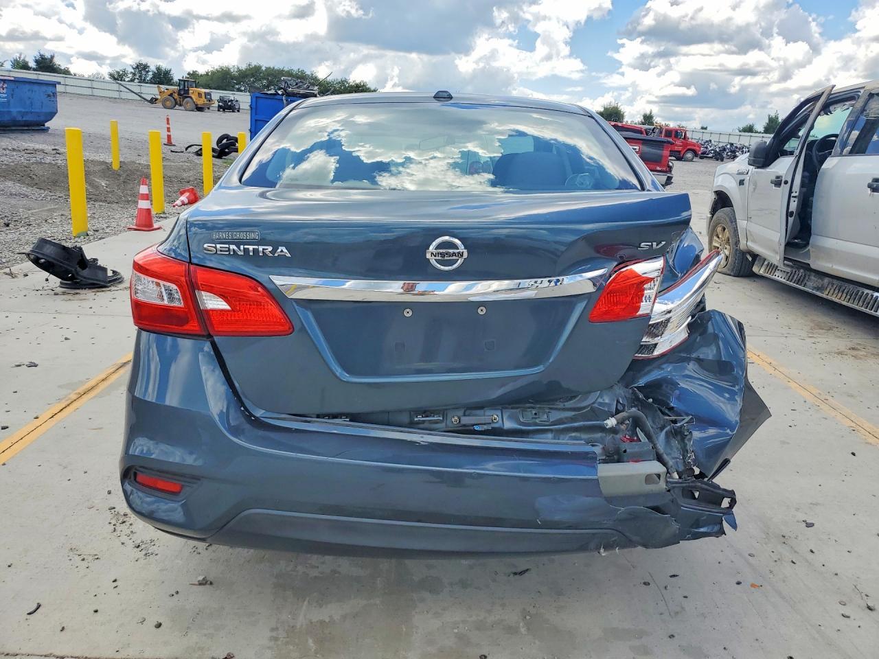 2017 Nissan Sentra Sv - Фото 6