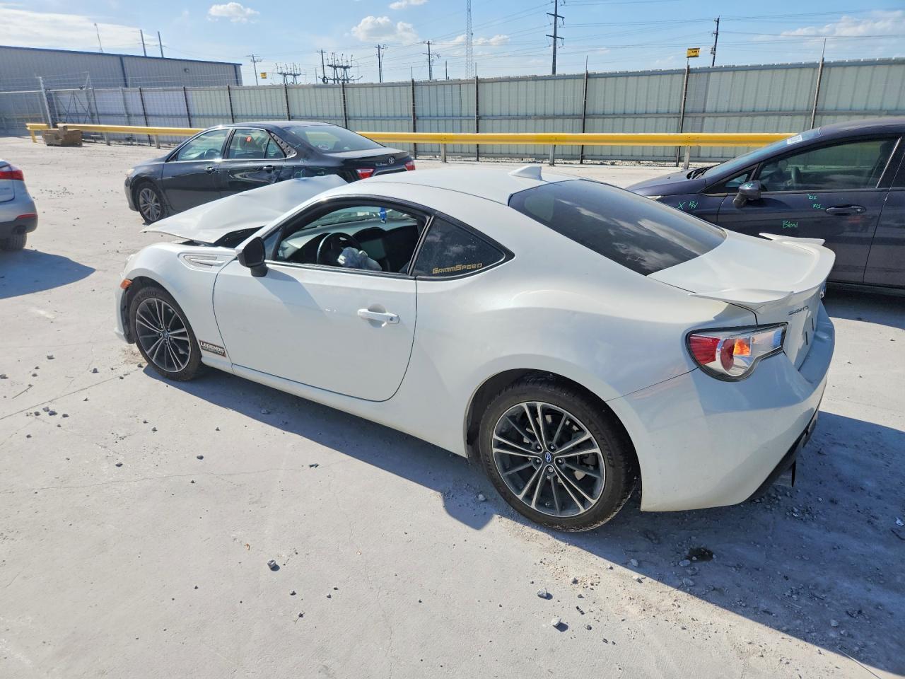 2016 Subaru Brz 2.0 Limited - Фото 2