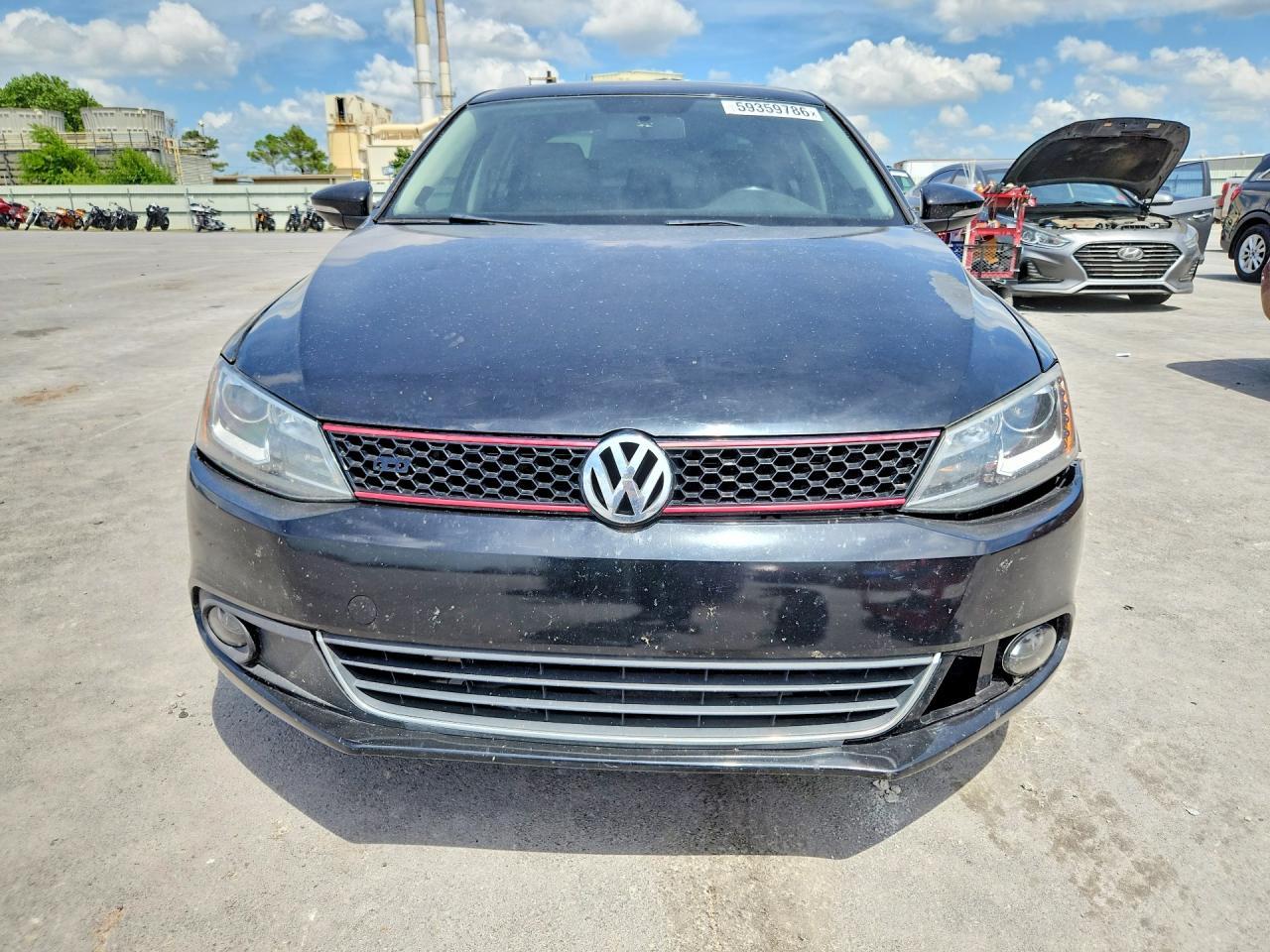 2013 Volkswagen Jetta Hybrid - Image 5