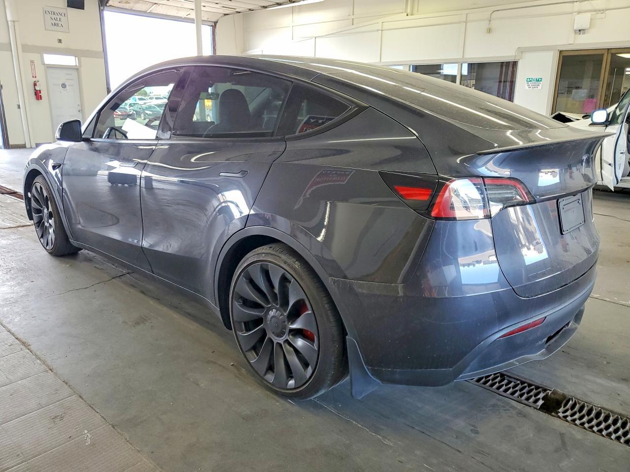 2024 Tesla Model Y - Image 2