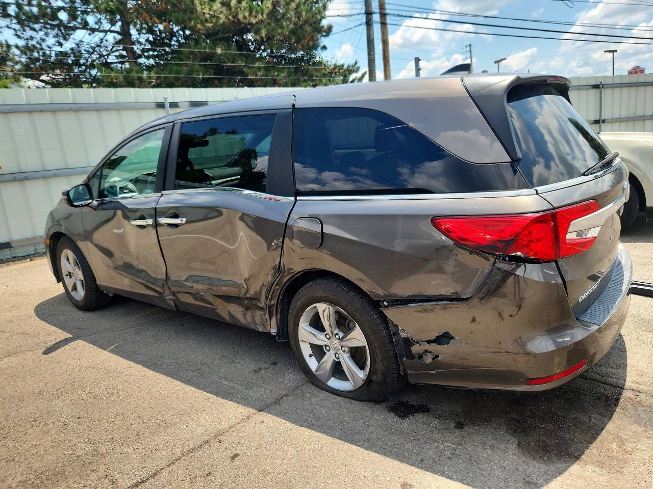 2018 Honda Odyssey Exl - Image 2