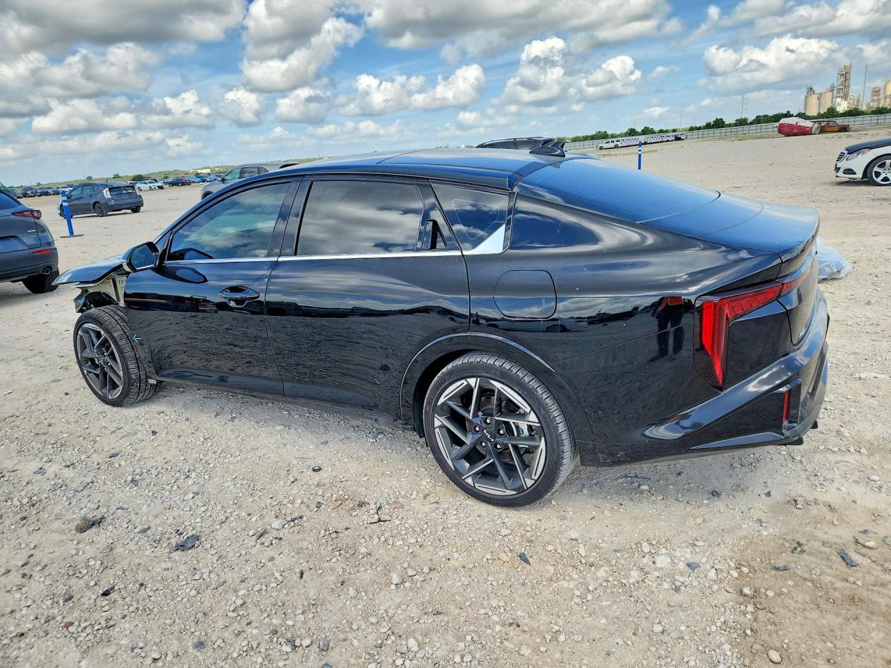 2025 Kia K4 Gt-Line - Фото 2