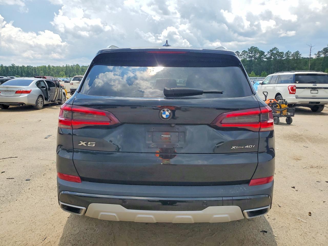 2022 BMW X5 xDrive40I - Фото 6