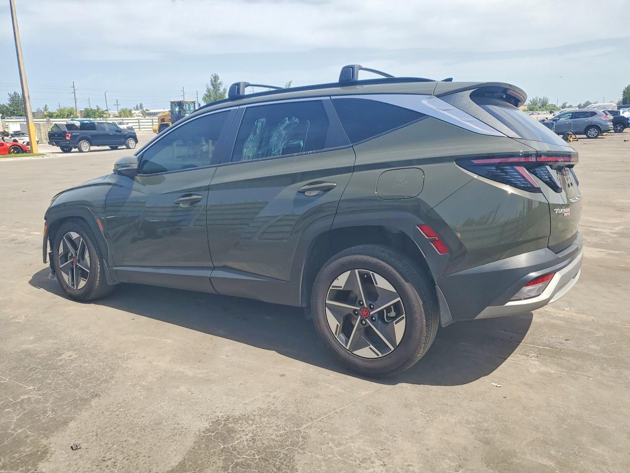 2025 Hyundai Tucson Sel - Image 2