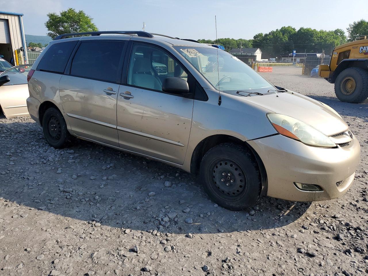 2006 Toyota Sienna Le 7 Passenger - Фото 4