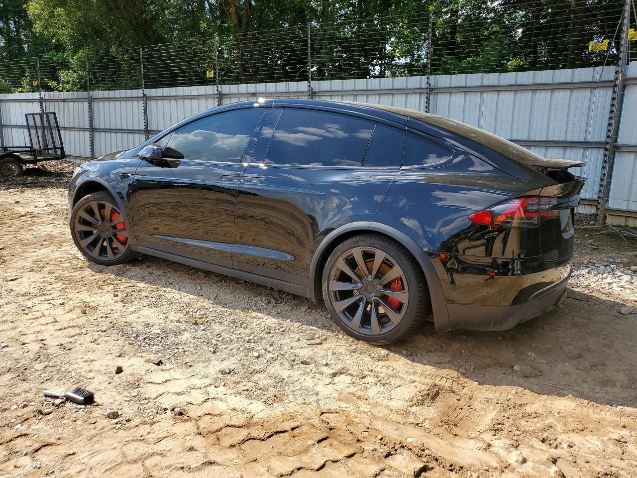 2022 Tesla Model X - Фото 2