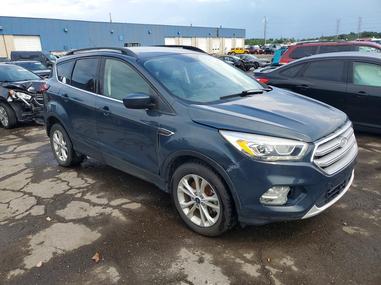 2019 Ford Escape Sel - Фото 4