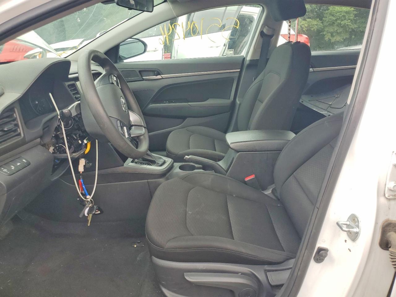 2020 Hyundai Elantra Sel - Фото 7
