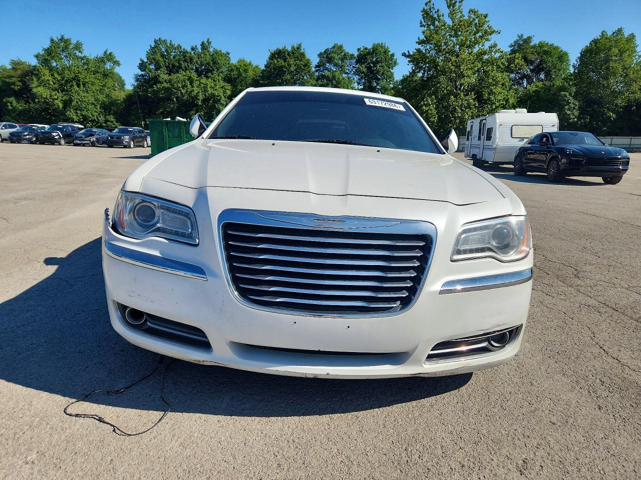 2013 Chrysler 300 - Image 5