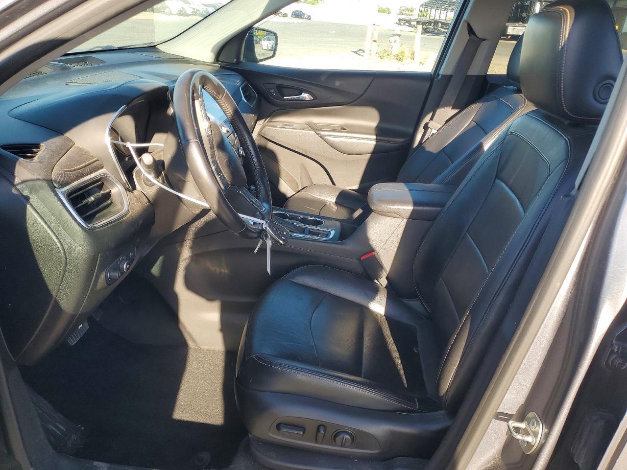 2018 Chevrolet Equinox Premier - Image 7