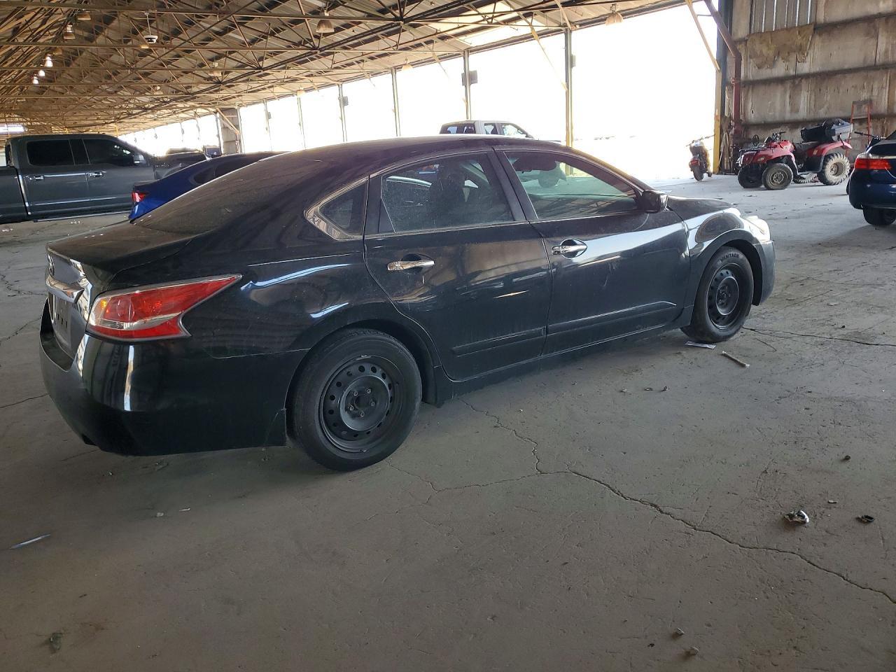 2015 Nissan Altima 2.5 S - Фото 3