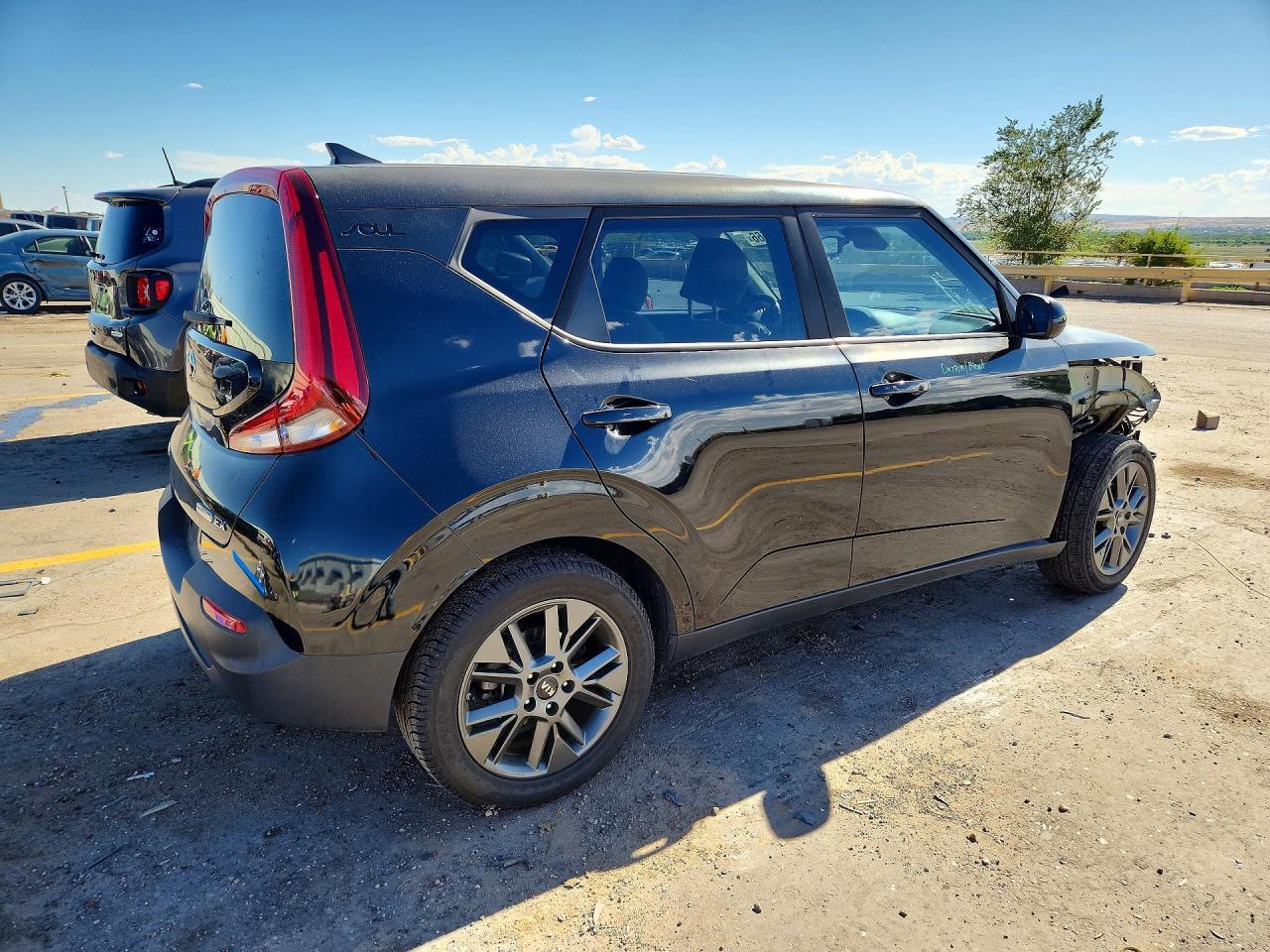 2020 Kia Soul Ex - Image 3