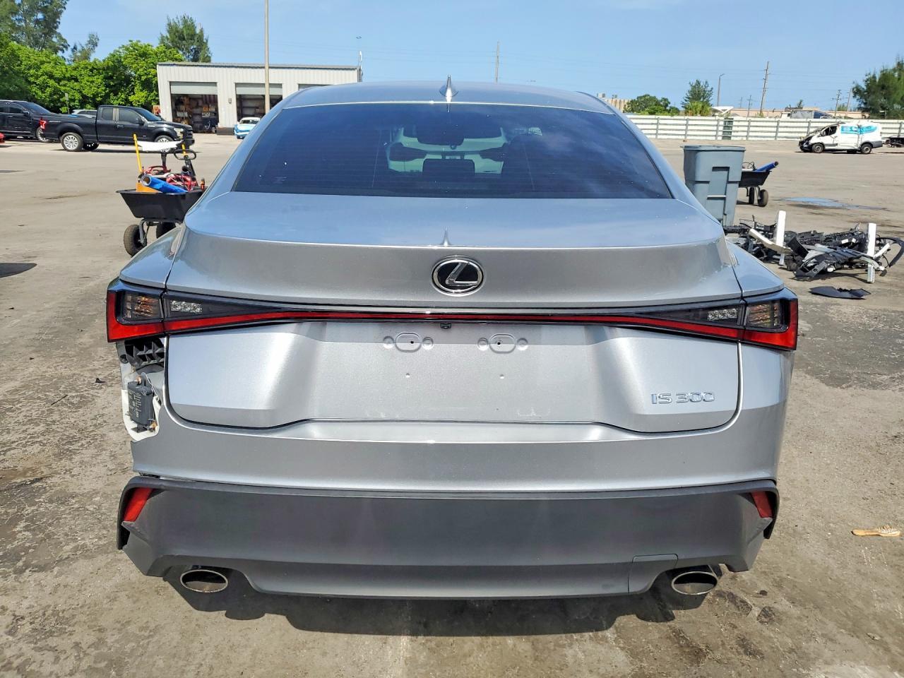 2021 Lexus Is 300 - Image 6