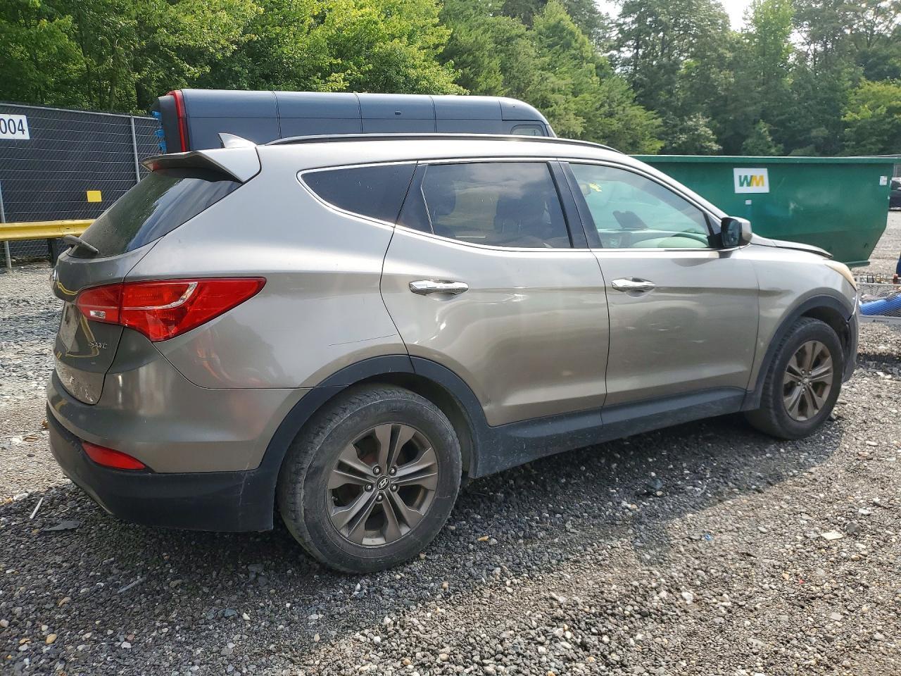 2013 Hyundai Santa Fe Sport 2.4L - Image 3