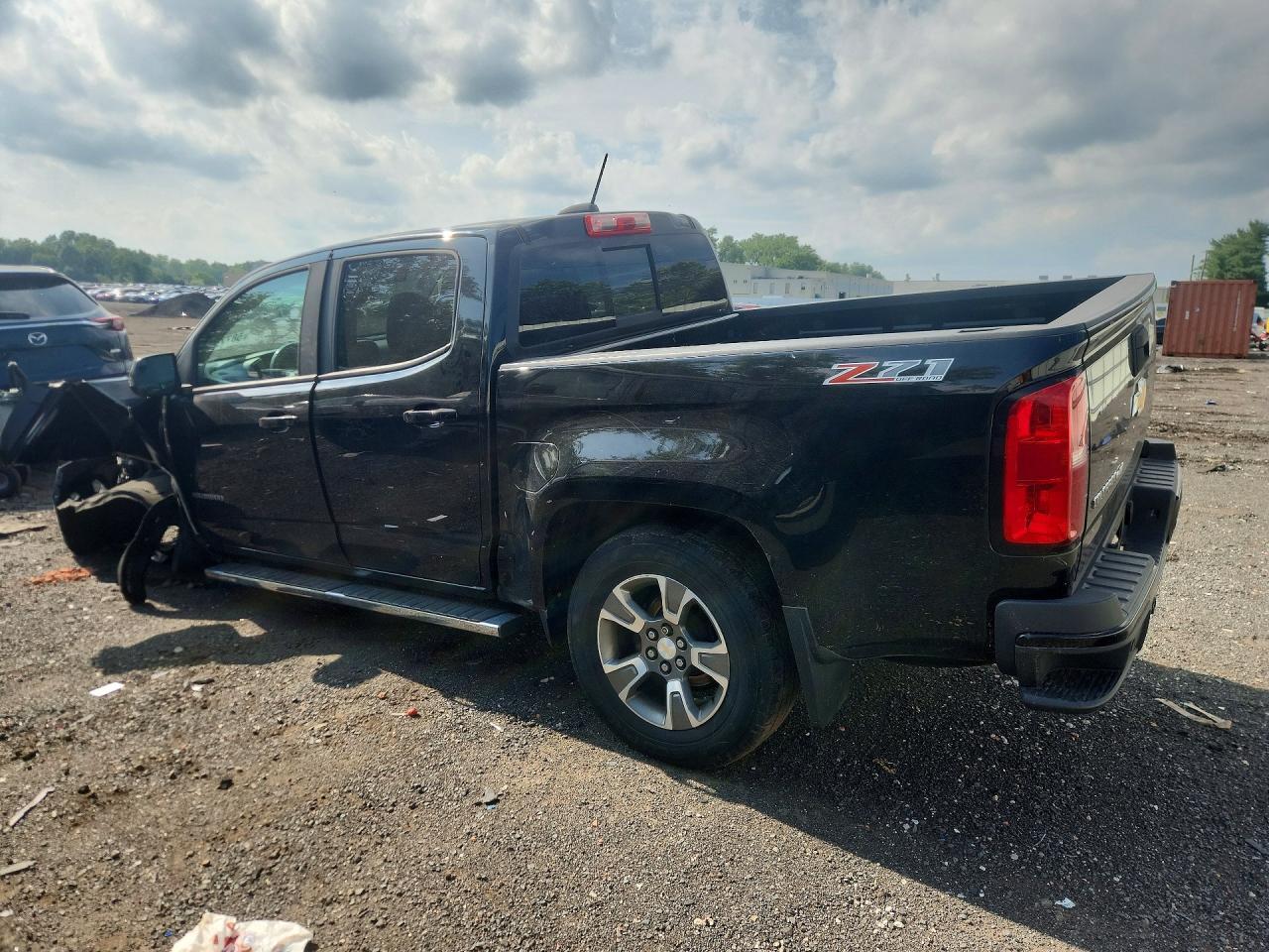 2020 Chevrolet Colorado Z71 - Фото 2