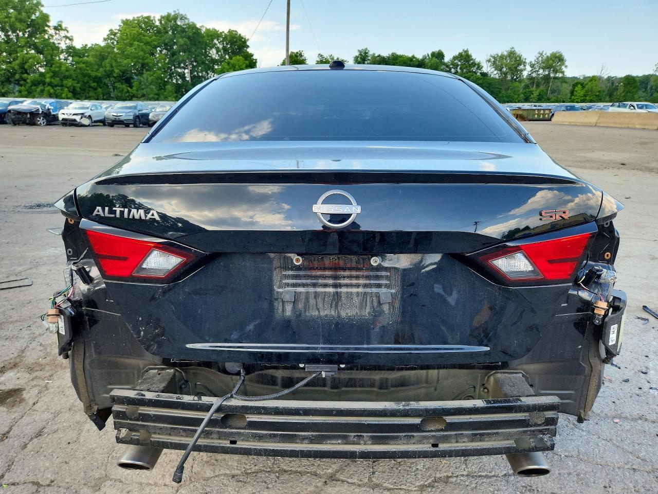 2025 Nissan Altima Sr - Image 6