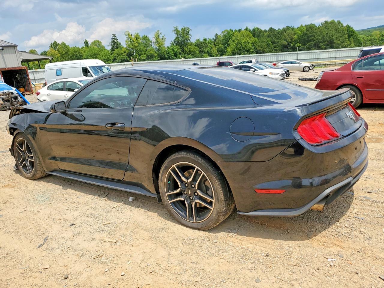 2019 Ford Mustang - Image 2