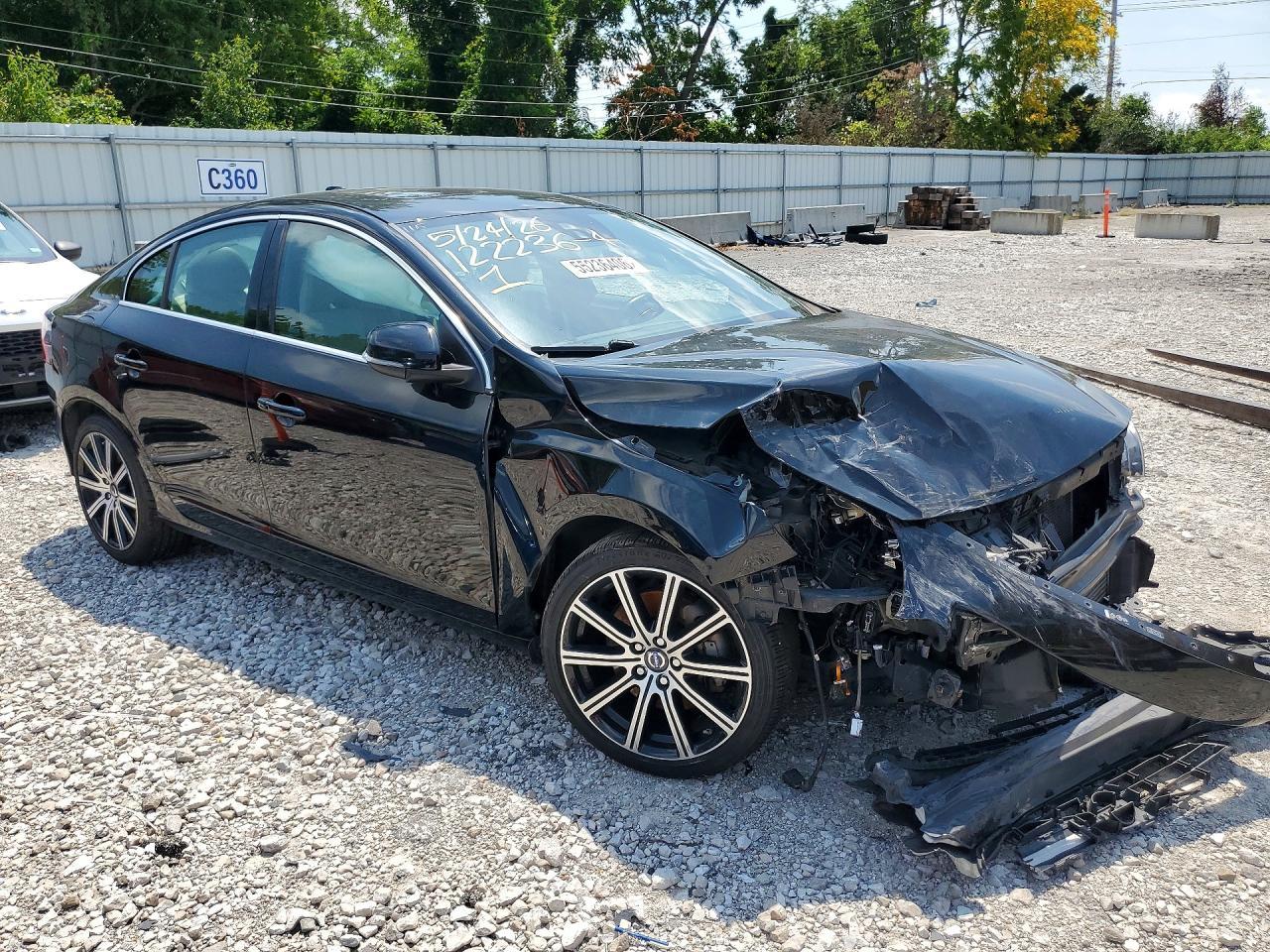 2015 Volvo S60 Platinum - Фото 4