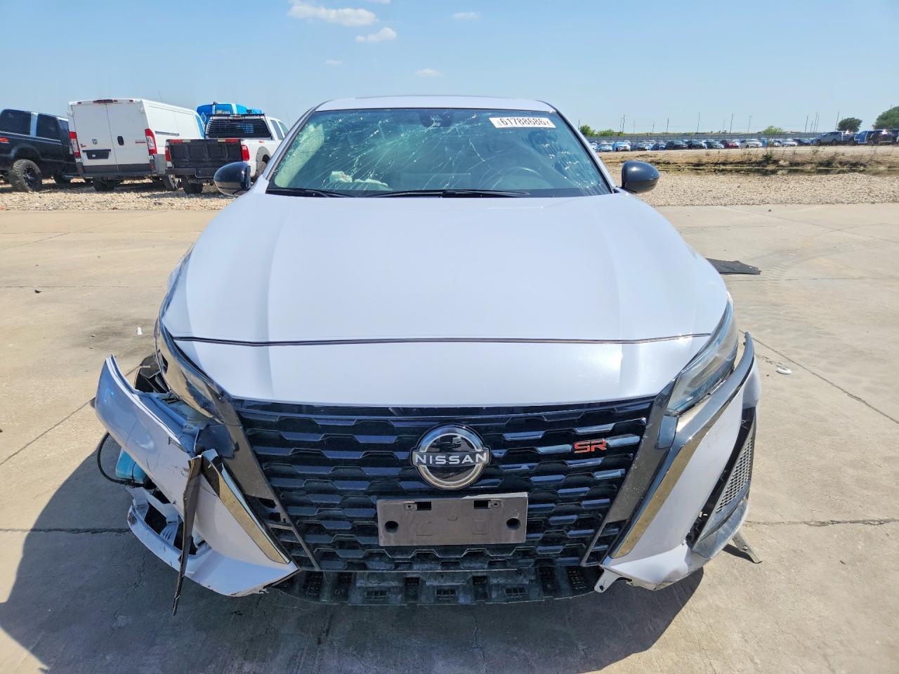 2023 Nissan Altima Sr - Фото 5