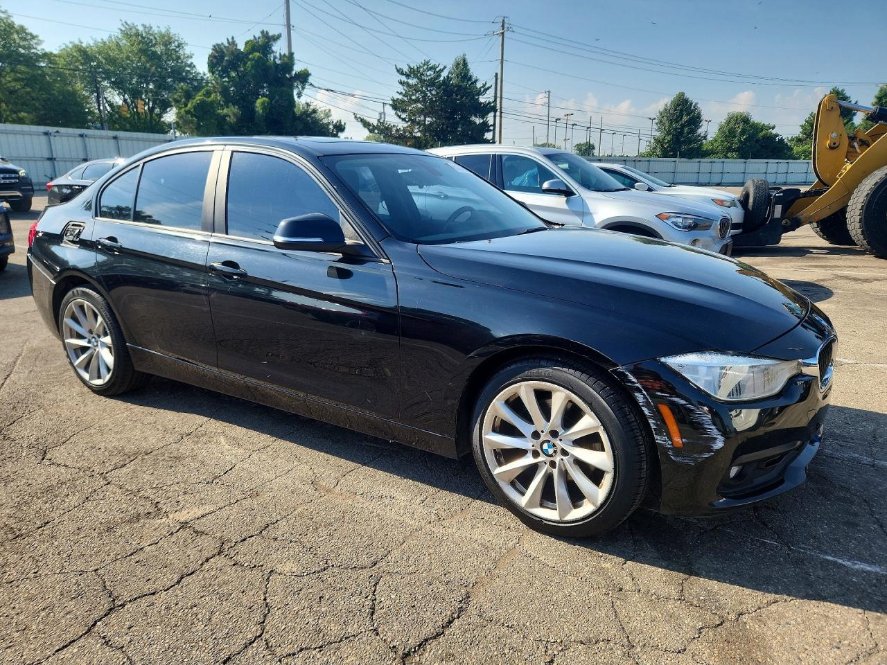 2018 BMW 320 Xi - Фото 4