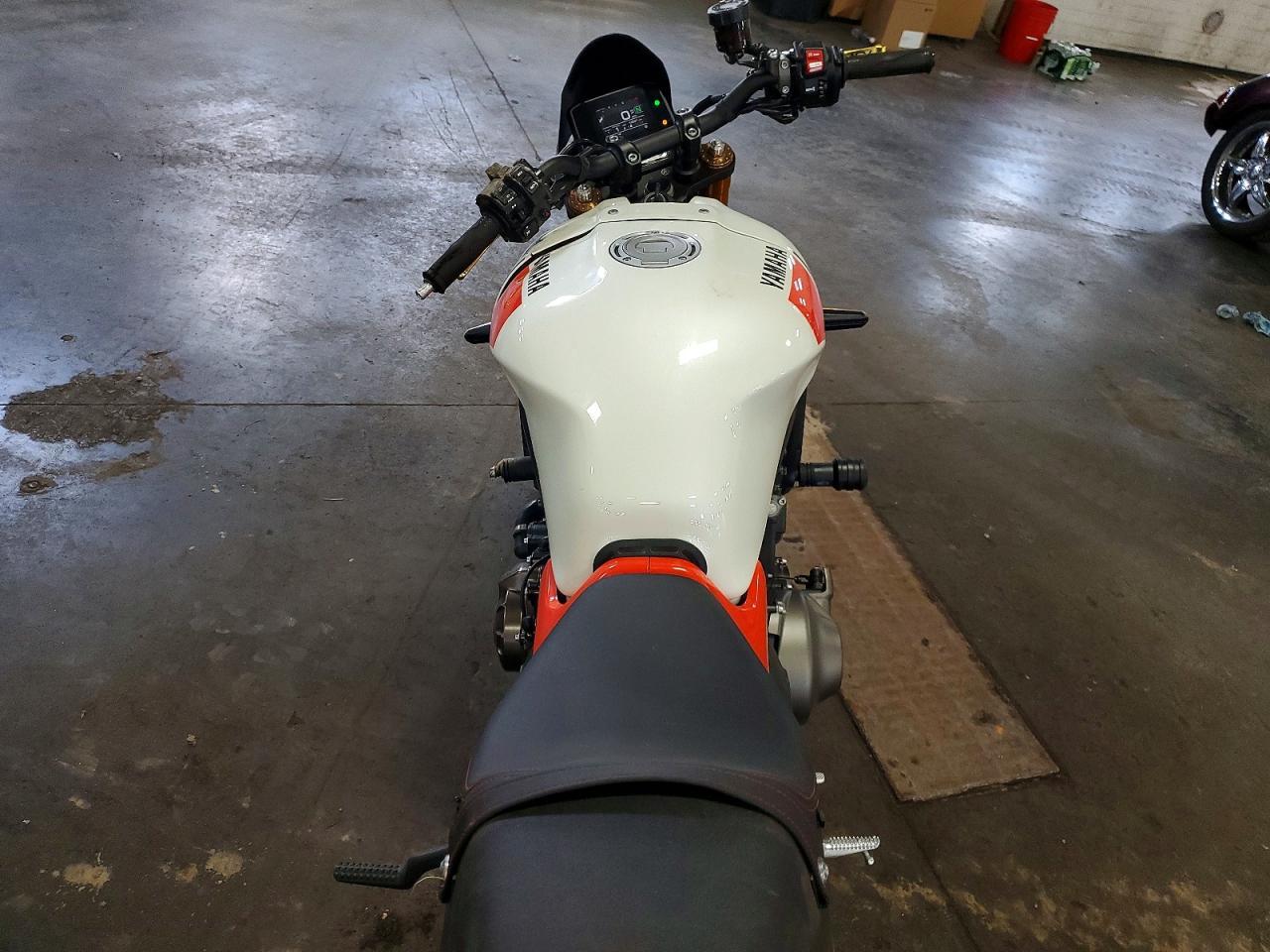 2024 Yamaha Mtm890 - Image 6