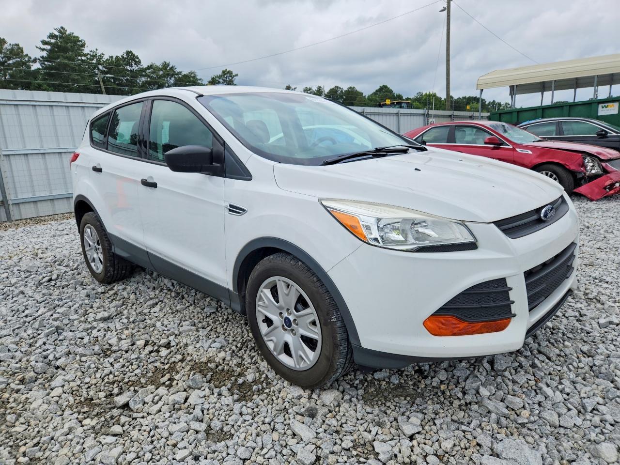 2015 Ford Escape S - Image 4