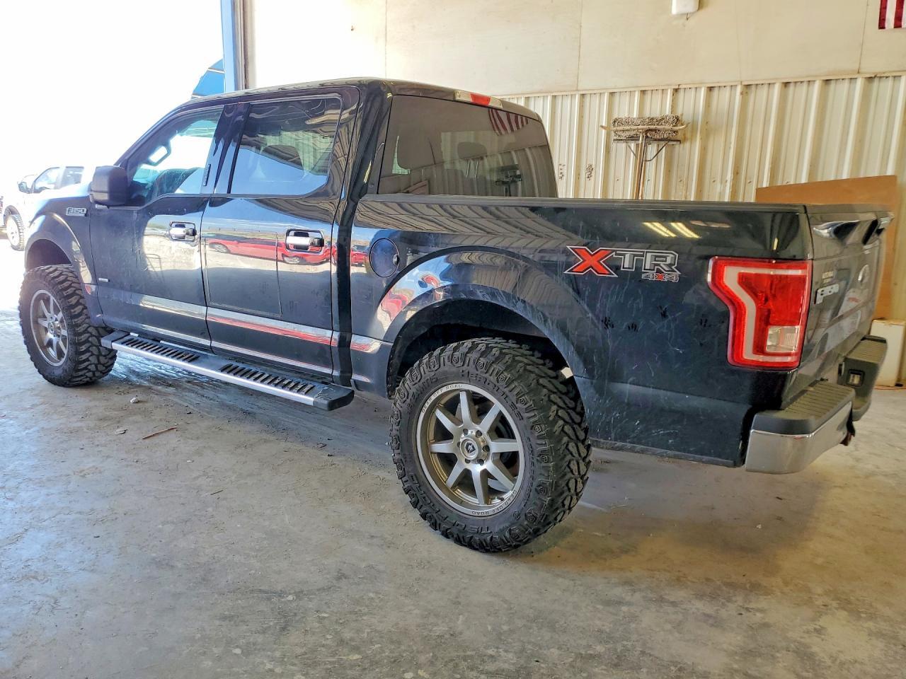 2017 Ford F150 Supercrew - Фото 2
