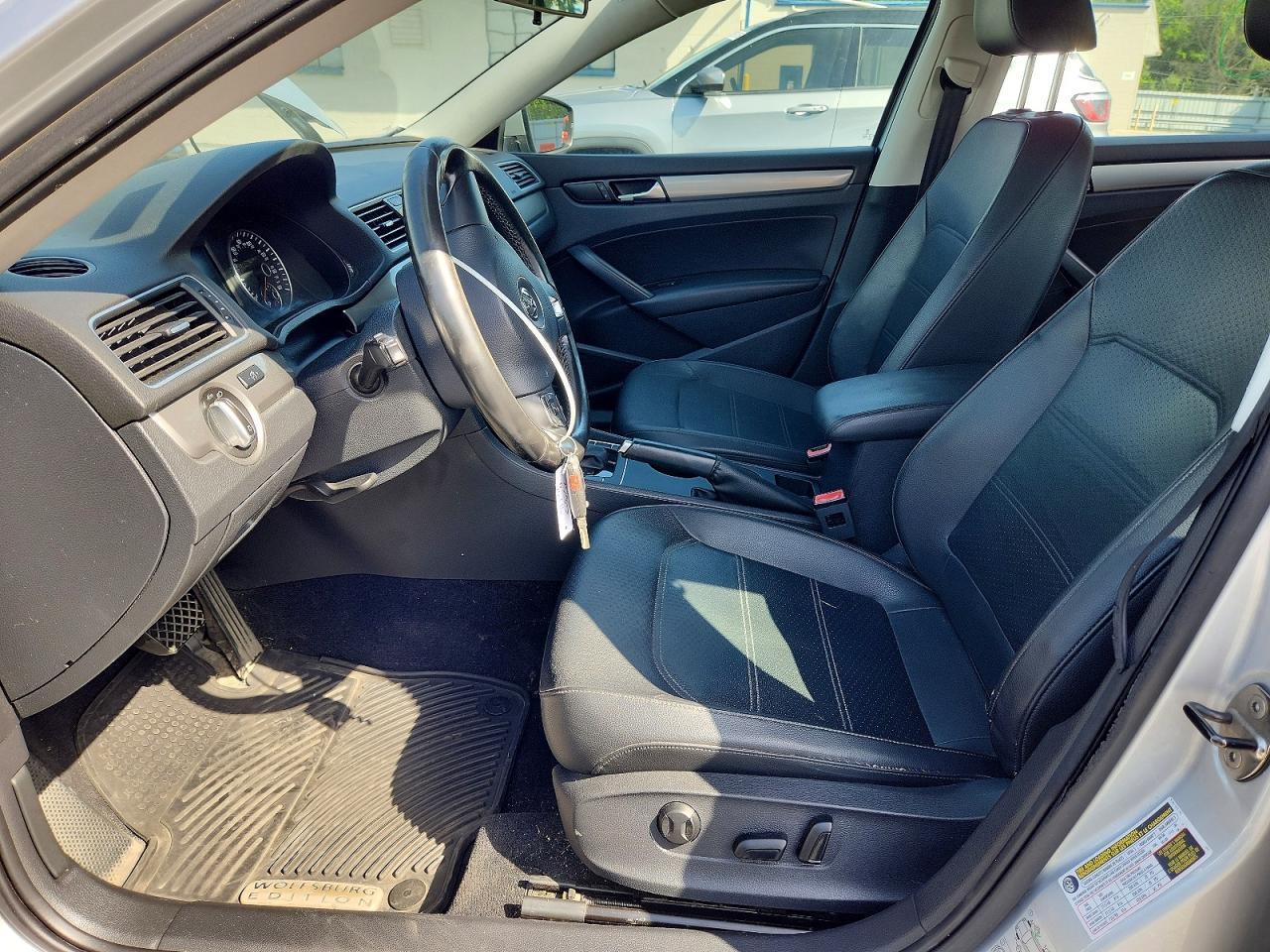 2014 Volkswagen Passat S - Фото 7