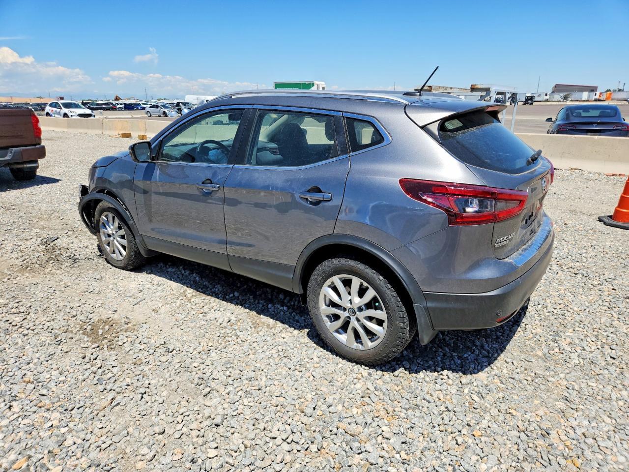2021 Nissan Rogue Sport Sv - Фото 2