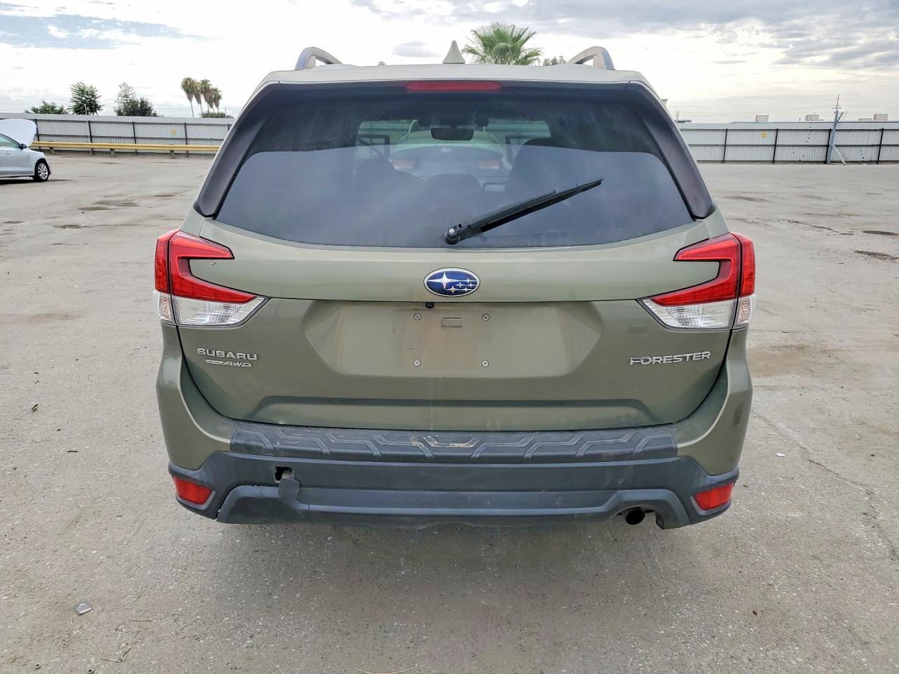 2019 Subaru Forester Premium - Фото 6