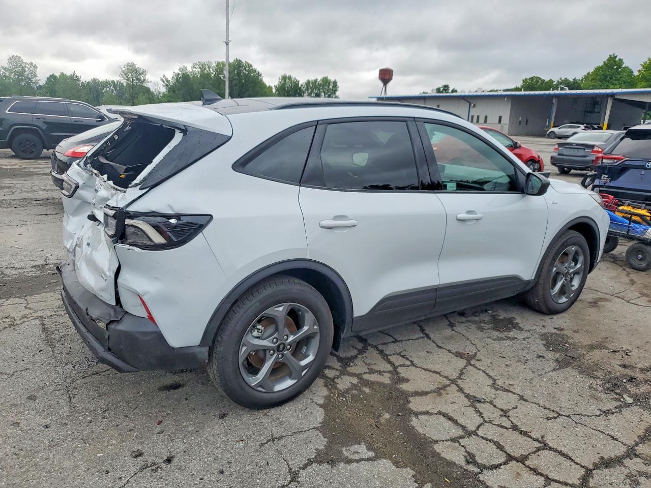 2026 Ford Escape St Line - Фото 3