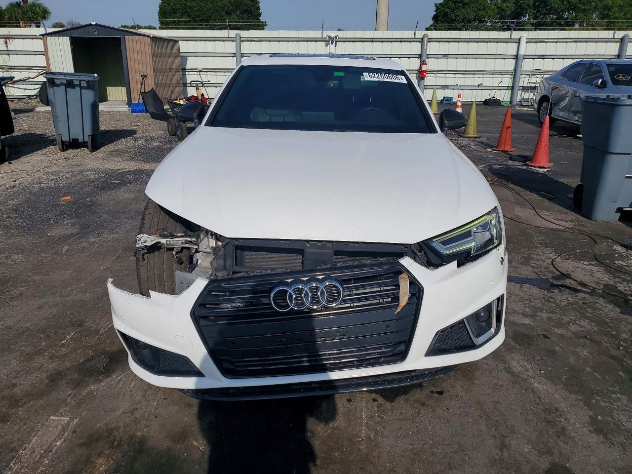 2019 Audi A4 Premium Plus - Фото 5