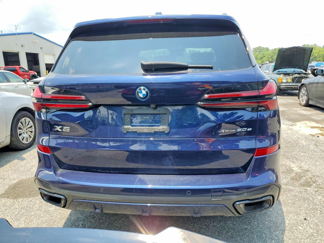 2026 BMW X5 - Фото 6