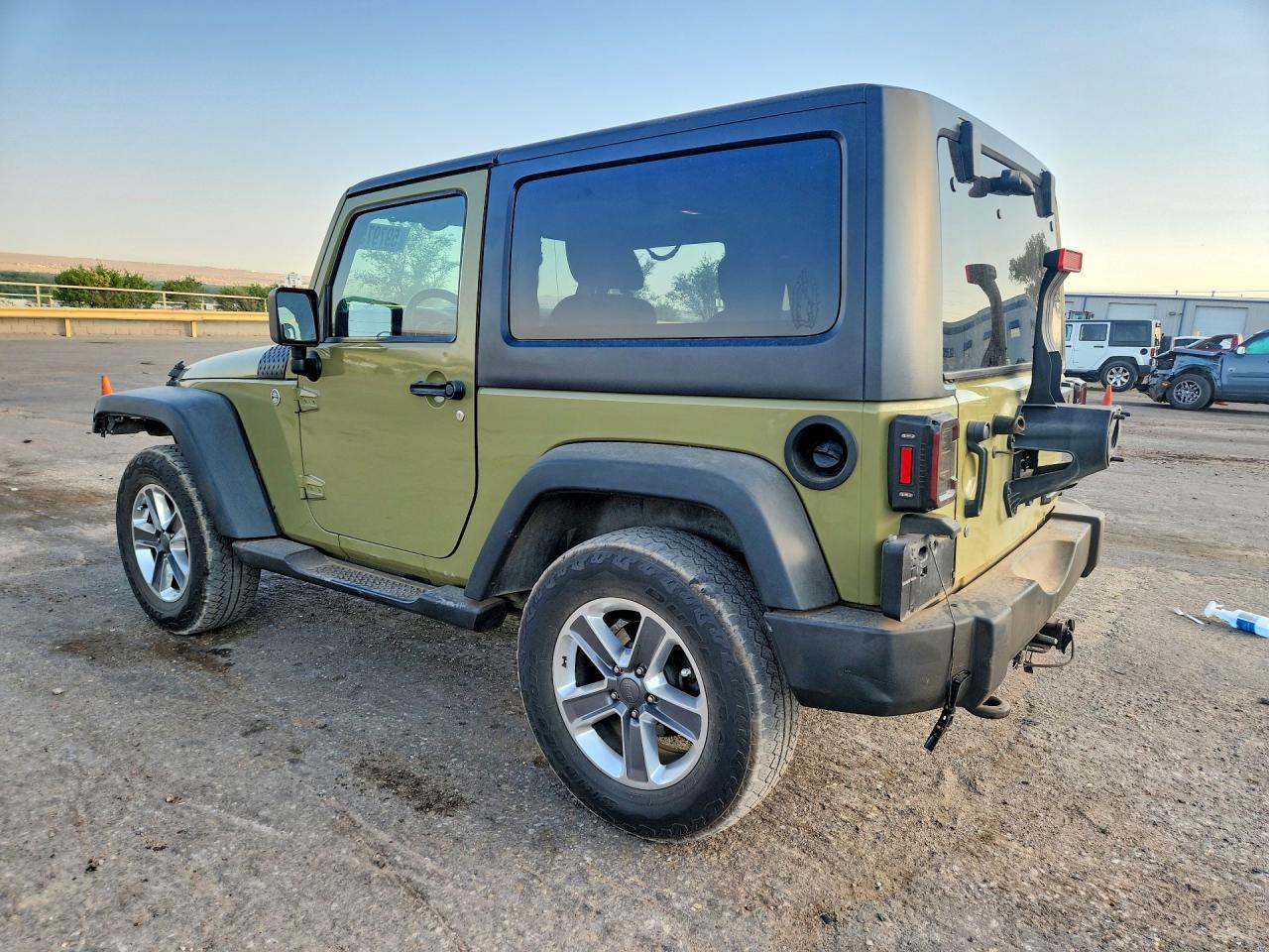 2013 Jeep Wrangler Sport - Фото 2