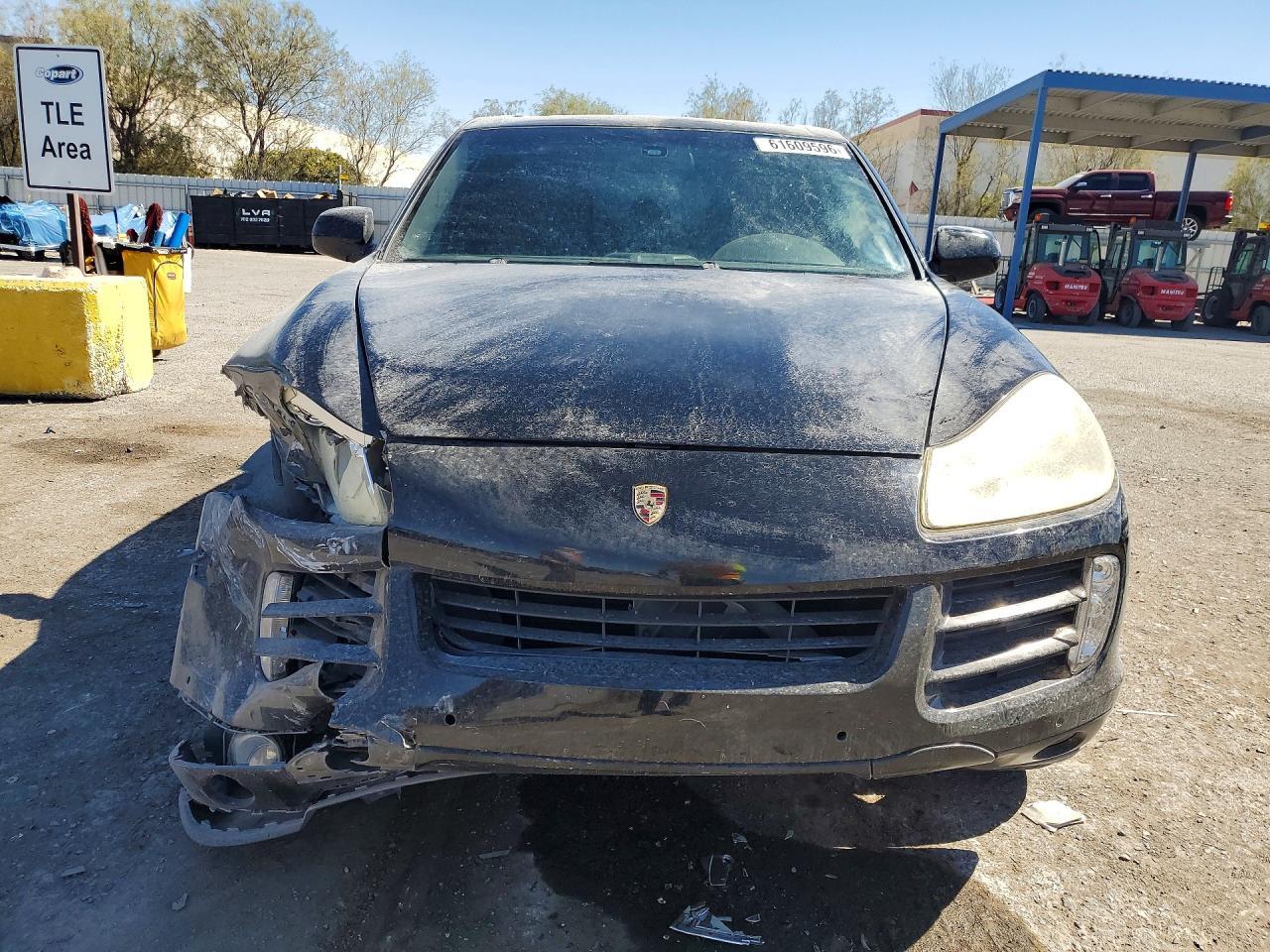 2010 Porsche Cayenne - Image 5