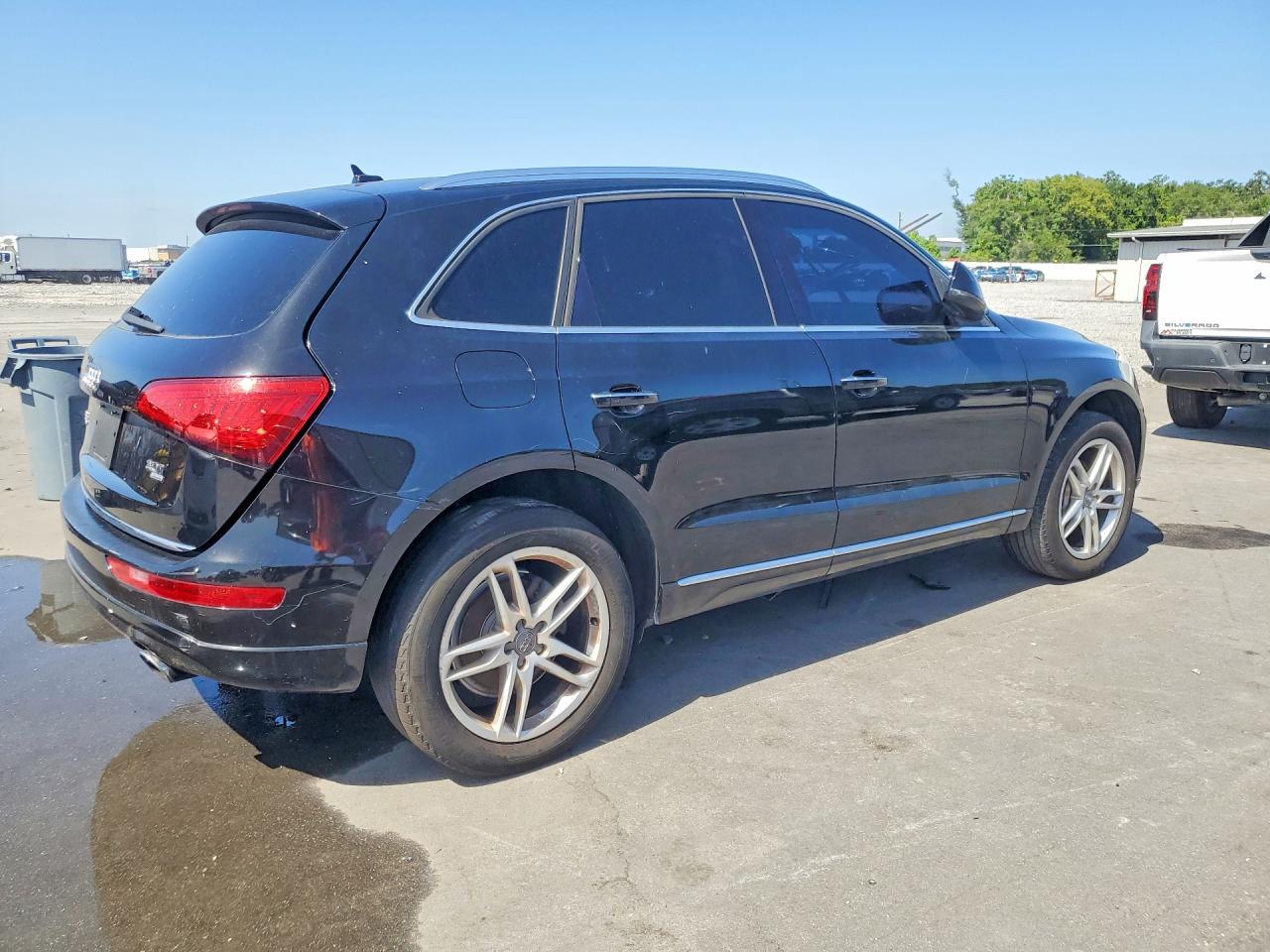2015 Audi Q5 Premium - Image 3