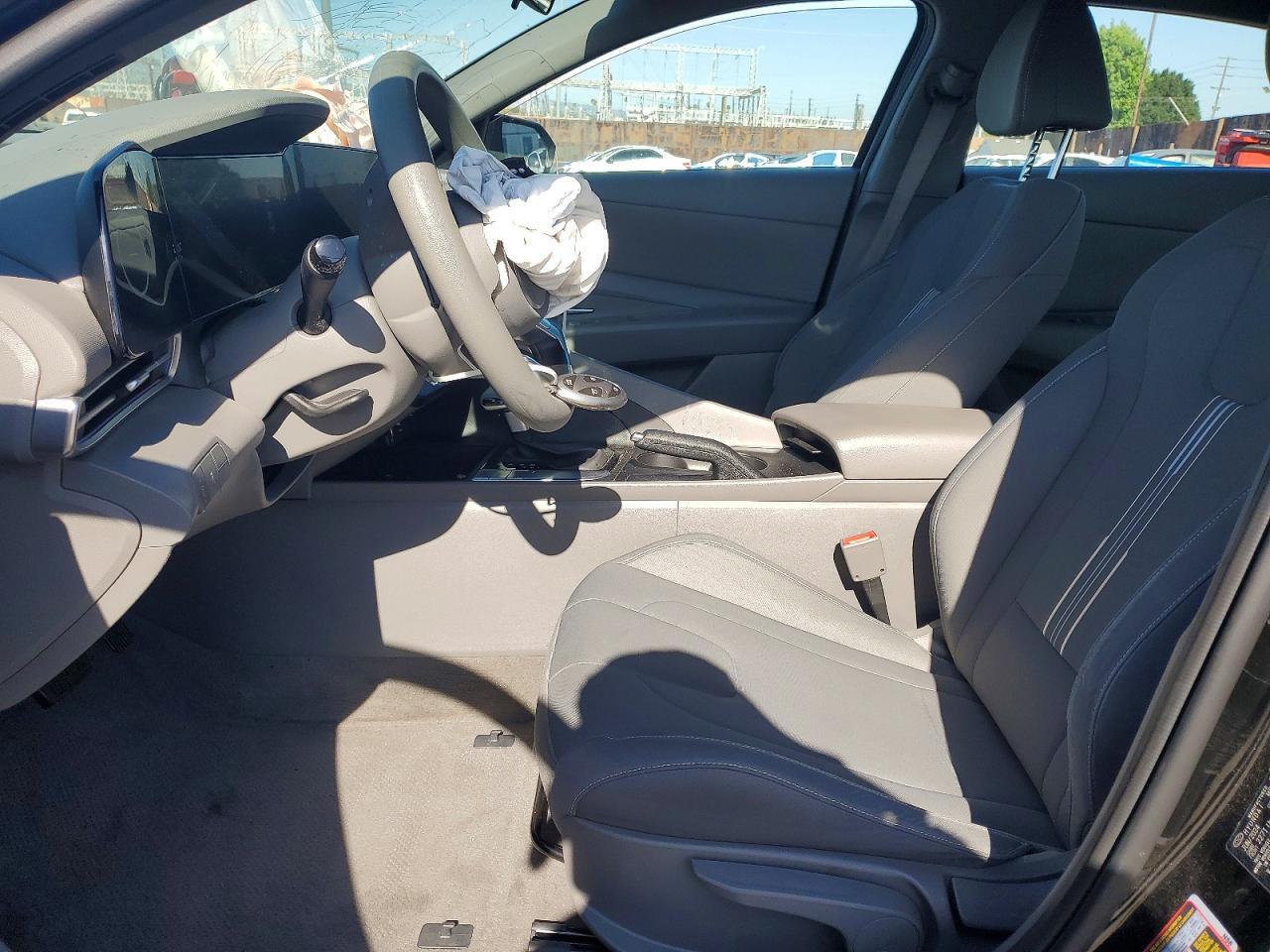 2024 Hyundai Elantra Sel - Image 7